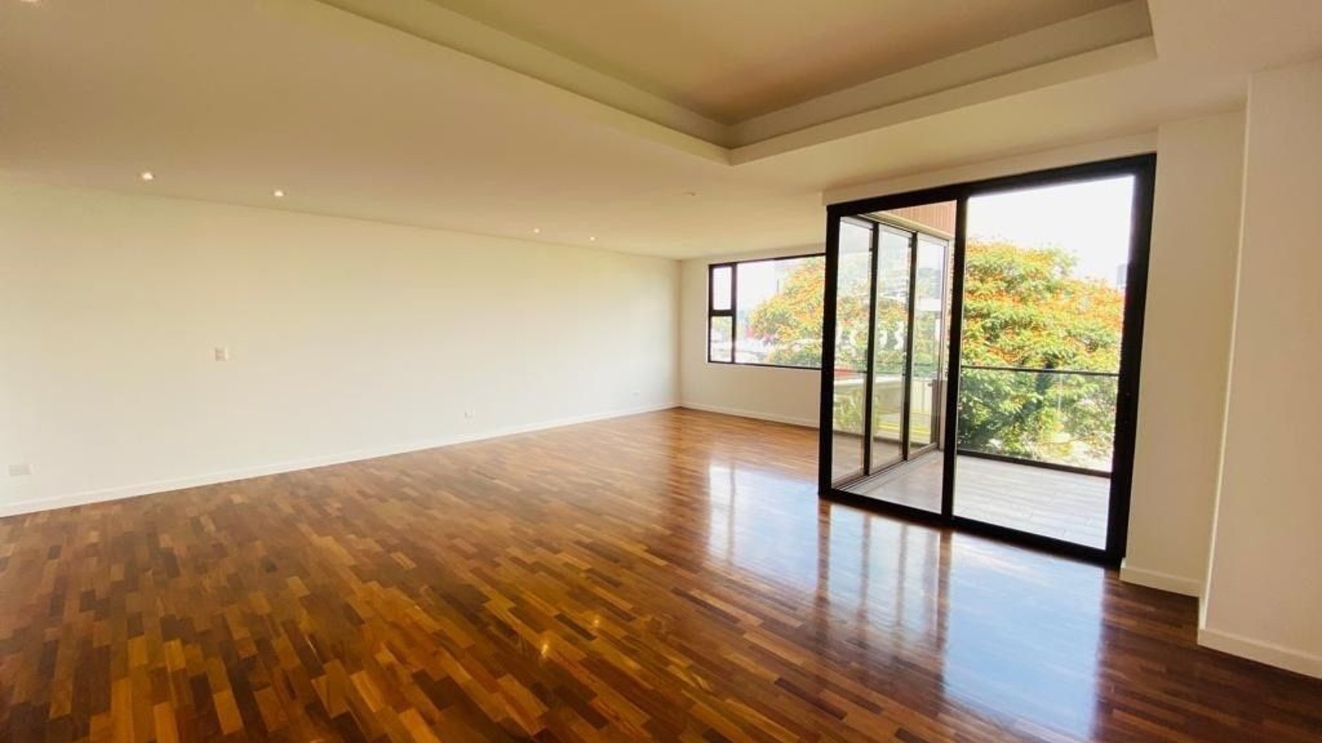 Apartamento en Renta zona 10 / Lucca