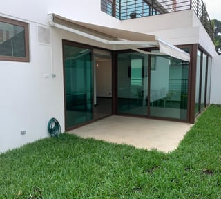 Alquilo / Vendo lindo y amplio apartamento en zona 10