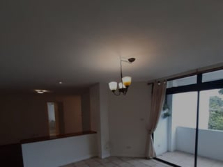 📍 APARTAMENTO EN RENTA – EDIFICIO VISTA VERDE | ZONA 10, DIAGONAL 6 - Image 4