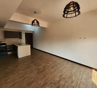 Renta de apartamento en zona 10 - 3 habitaciones con balcon Ref-5947