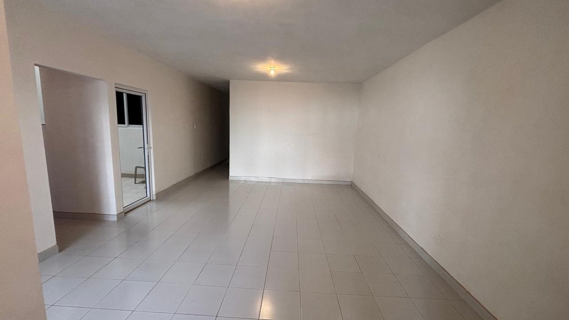 ???? APARTAMENTO EN RENTA – 3 HAB | HACIENDA REAL | ZONA 16 - Miniatura 4