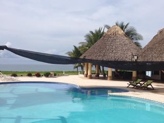 Casa de playa en alquiler, Monterrico - 2