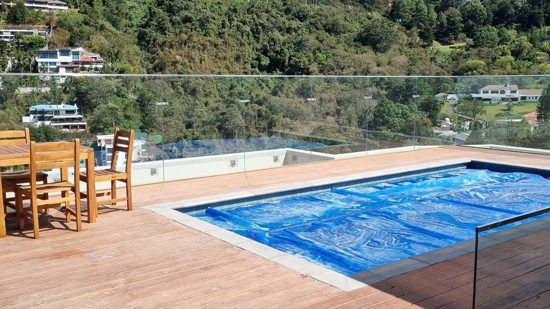 APARTAMENTO EN ALQUILER EN ZONA 15 SAN LAZARO - Miniatura 4