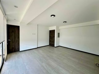 Apartamento con balcón en venta de 3 habitaciones en zona 15 Ref-5425 - 3