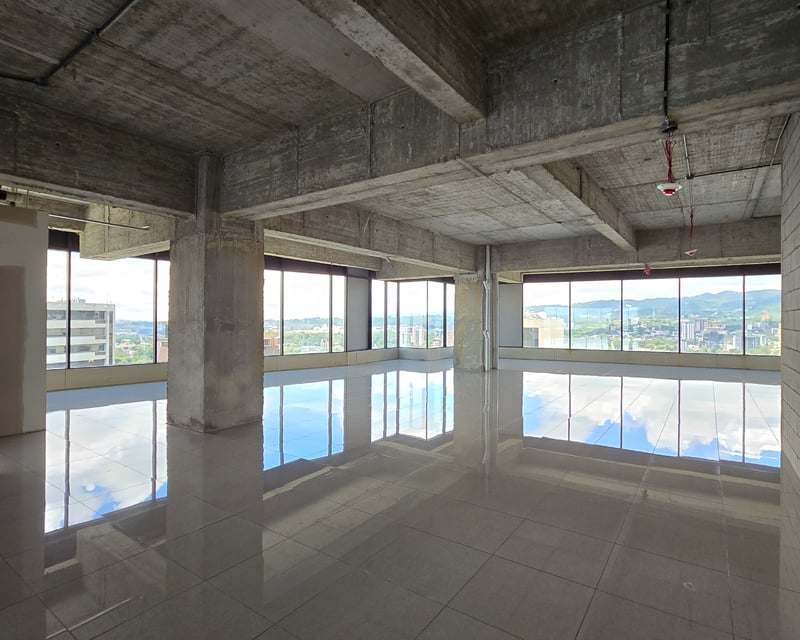 En venta oficinas en Zona 10 Diagonal 6 Guatemala