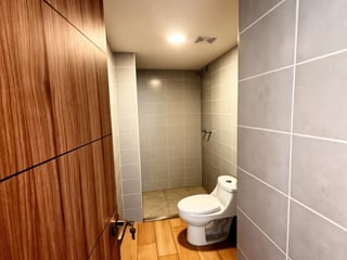 APARTAMENTO EN RENTA PRIMER NIVEL ZONA 12 - 3