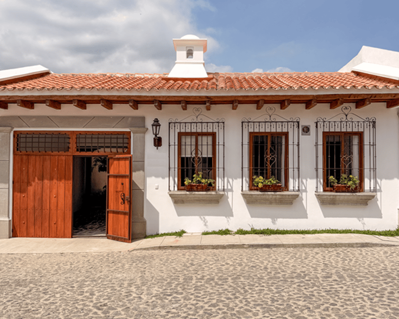 VENDO CASA AREA CIUDAD VIEJA CONDOMINIO LOS FRANCISCANOS
