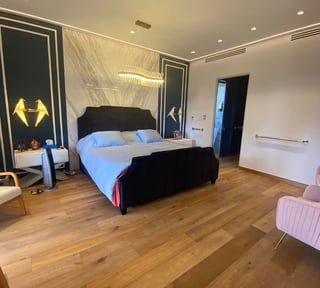 Precioso, moderno y muy iluminado Apto Amueblado en venta, zona 10