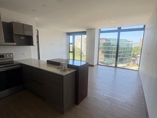📍 APARTAMENTO EN RENTA – 2 HAB + BODEGA | LEBEN VH2 | ZONA 15 - 4