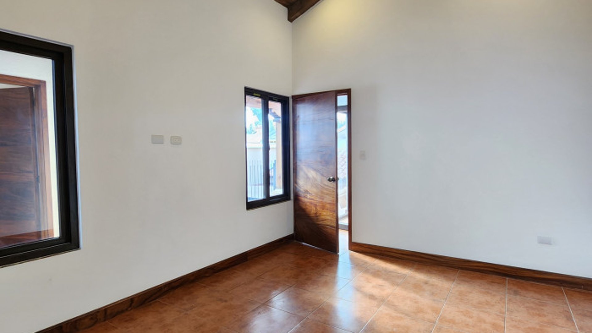 Exclusiva Casa esquina en Venta en La Antigua Guatemala - Miniatura 28