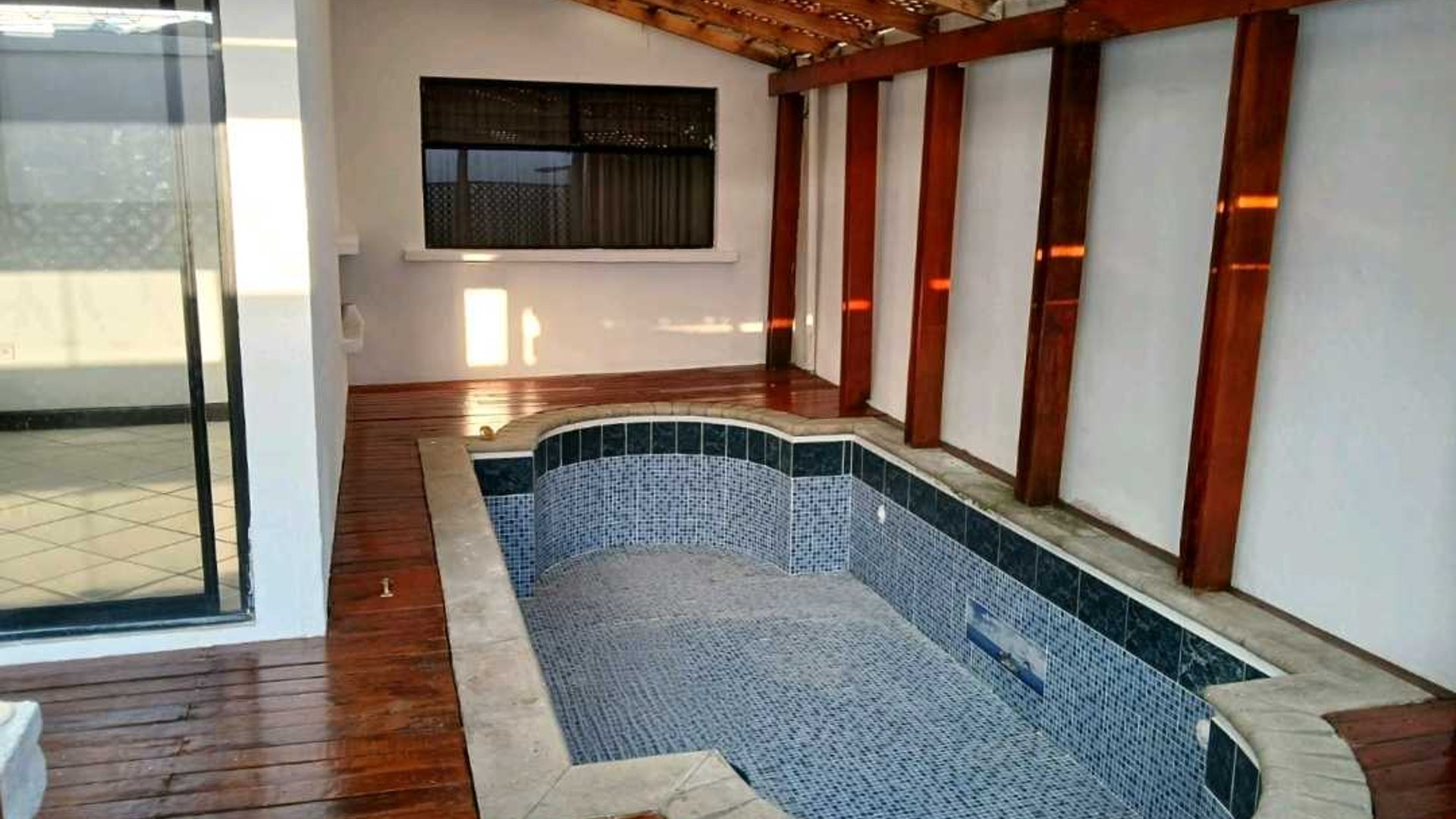 CASA EN VENTA O ALQUILER ????Manantiales, Carretera a San José Pinula - Miniatura 7