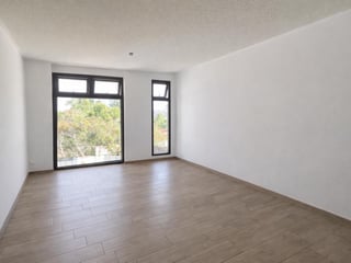 Moderna Casa Townhouse 3 niveles en Condominio Zona 7 Mixco, Guatemala - Image 6