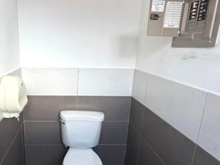 OFICINA EN ALQUILER EN ZONA 10 - 4