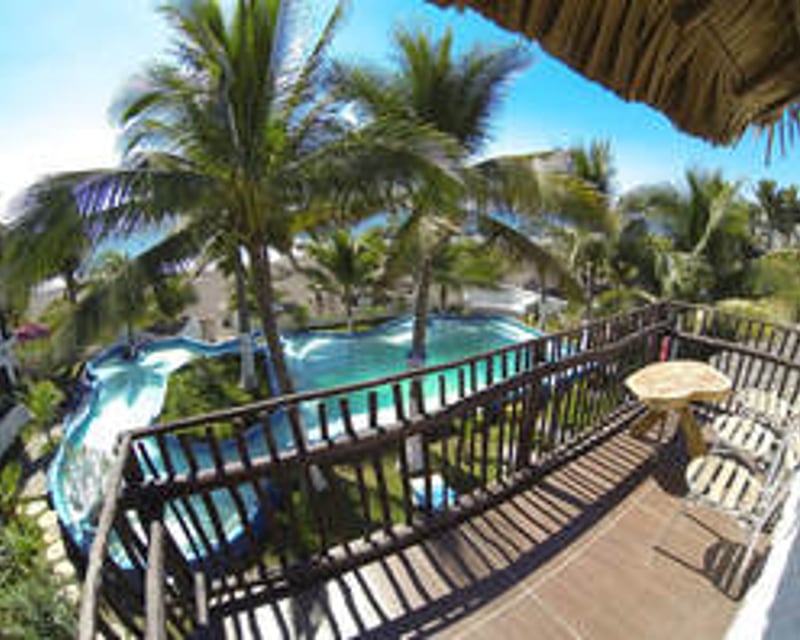 PRECIOSO HOTEL A LA VENTA EN MONTERRICO