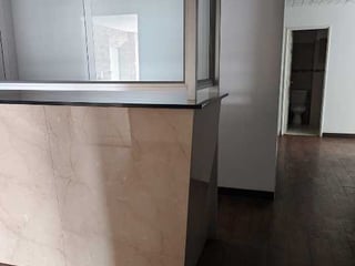 Alquilo Oficina en Edificio Murano Center, zona 10 - 2
