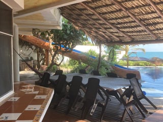 VENTA DE LINDA CASA FRENTE AL MAR - KM. 12 HACIA MONTERRICO - 2