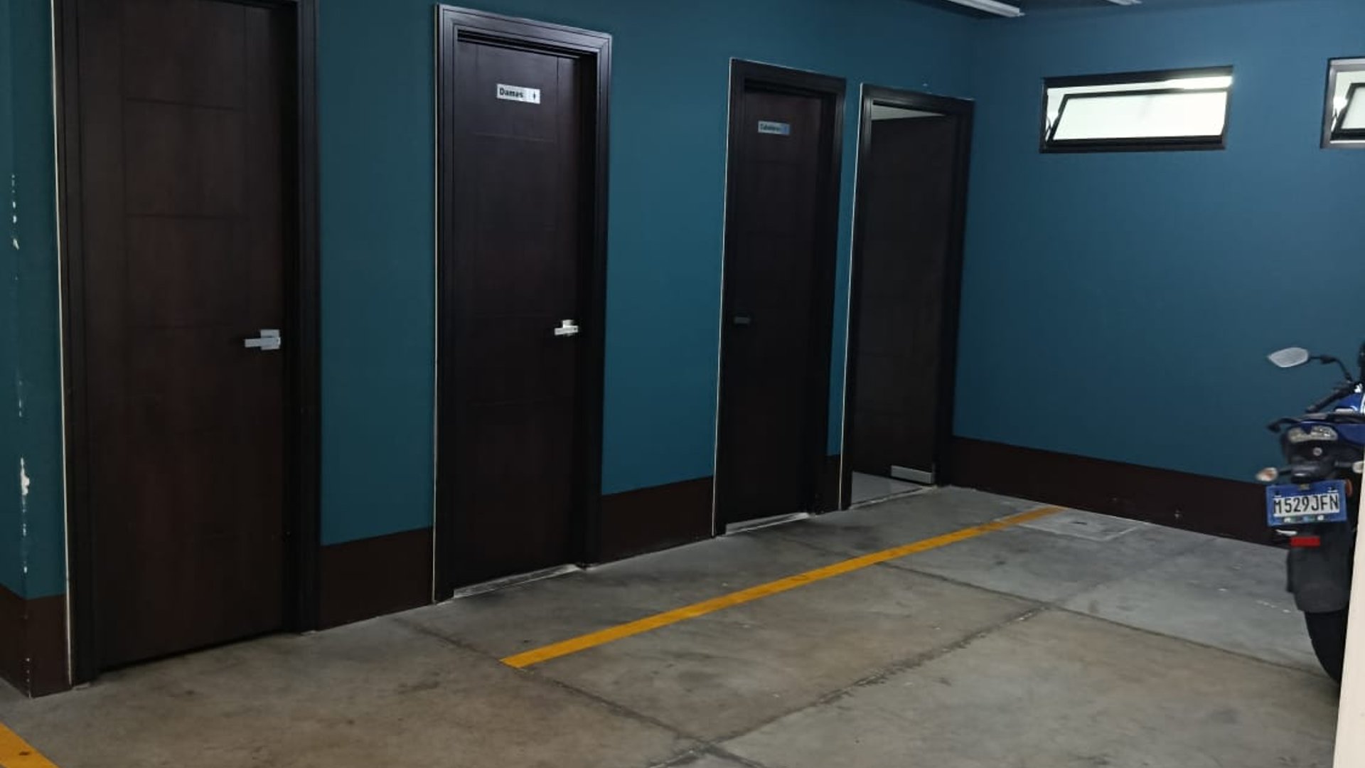 ALQUILO LINDAS Y ECONOMICAS OFICINAS EN ZONA 12 - Miniatura 4