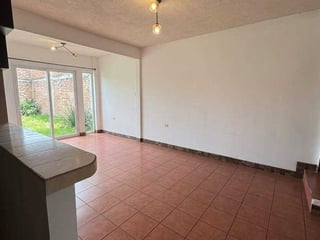CASA EN VENTA 📍 Balcones de San Cristóbal, Zona 8 de Mixco - 2