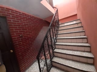 Propiedad En Venta con 4 Apartamentos Zona 3 Mixco - 3