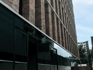 VERUM / Oficinas en Venta zona 15 - 5