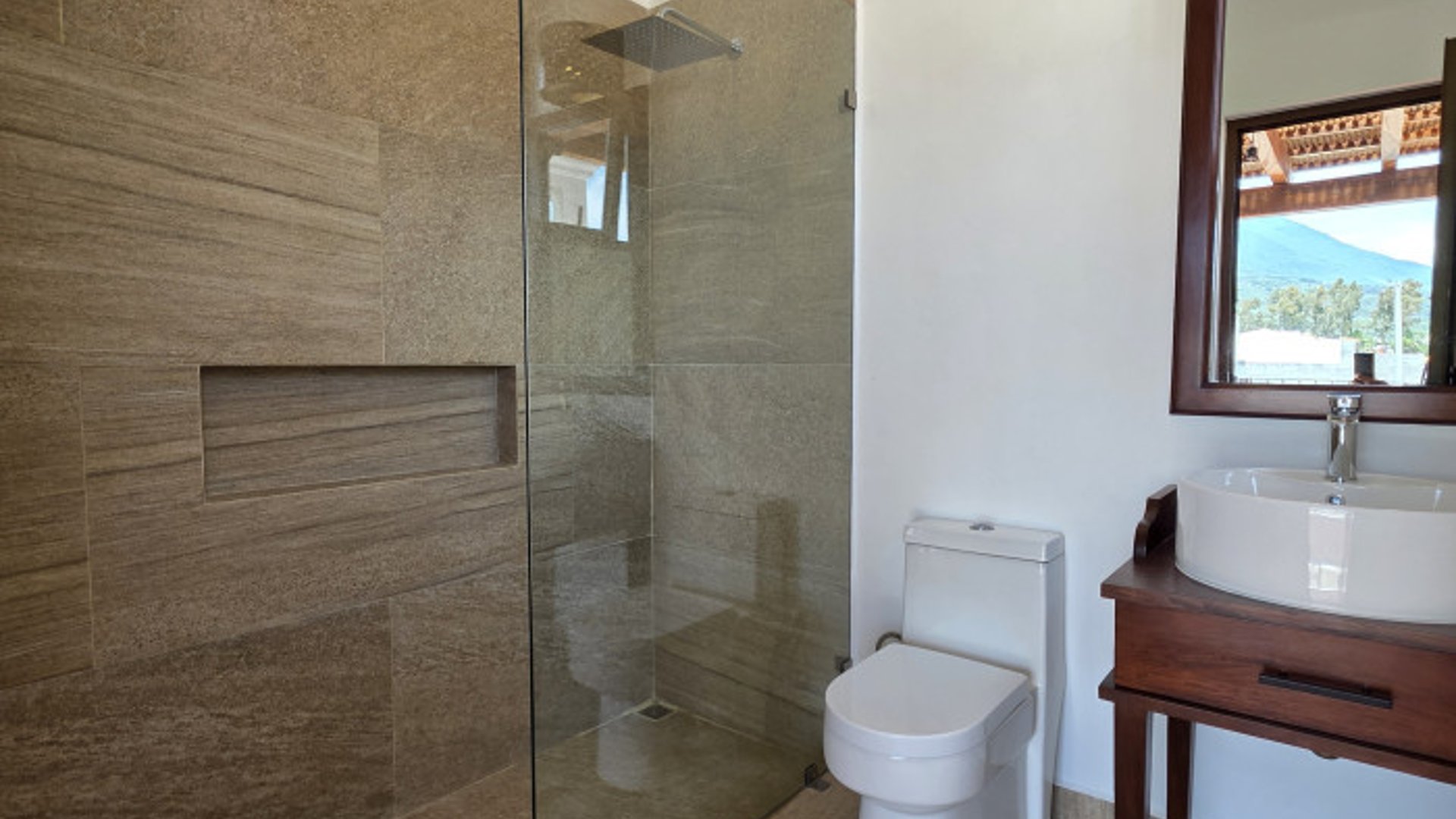 Casa en Venta cercanas Antigua Guatemala Sacatepequez - Miniatura 22