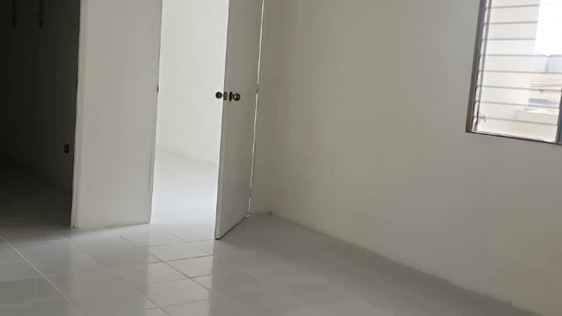 OFIBODEGA EN COMPLEJO ZONA 6 DE VILLA NUEVA - Miniatura 6