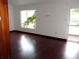 Preciosa Casa en Venta – Carretera a El Salvador Km 22.2 - 5