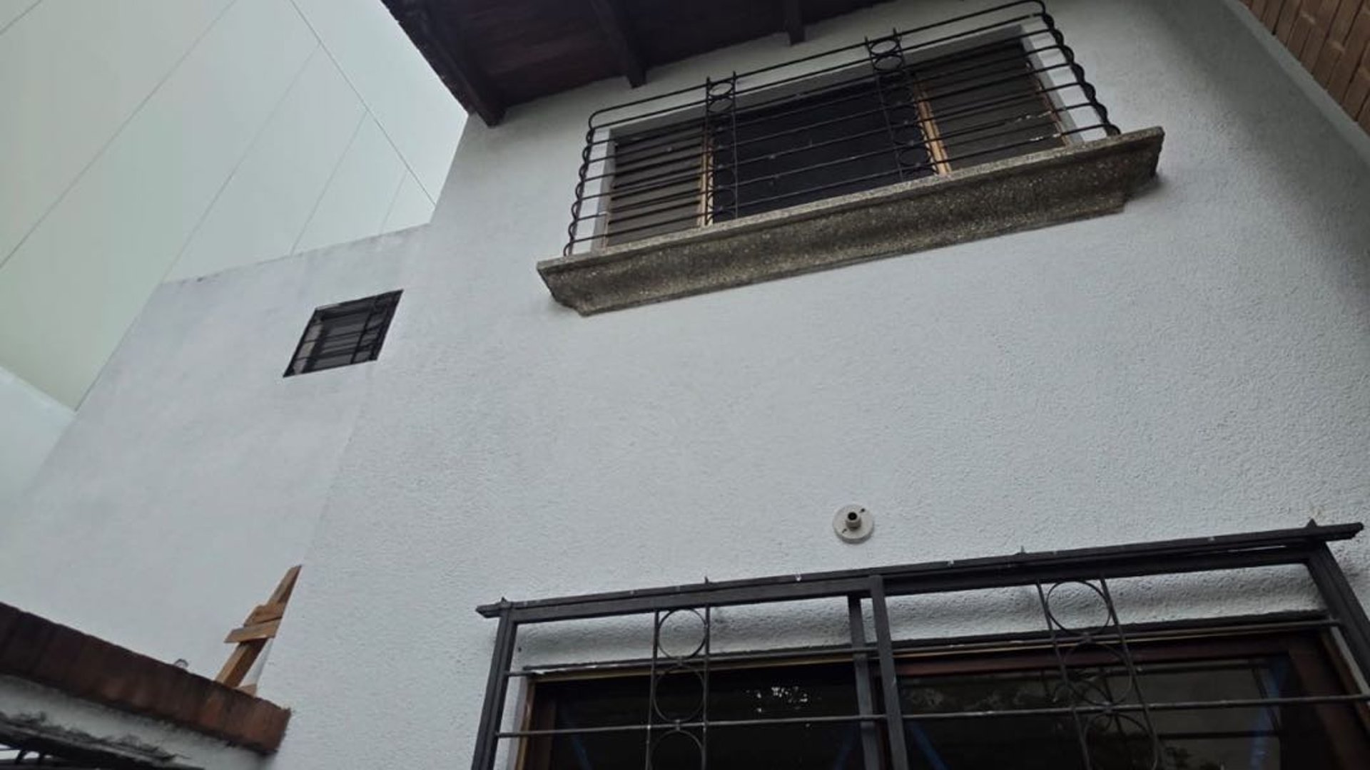 *Alquiler de casa ideal para oficina en Zona 11* - Miniatura 4