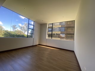 Apartamento en Venta Edificio Milenia, zona 10 - 5
