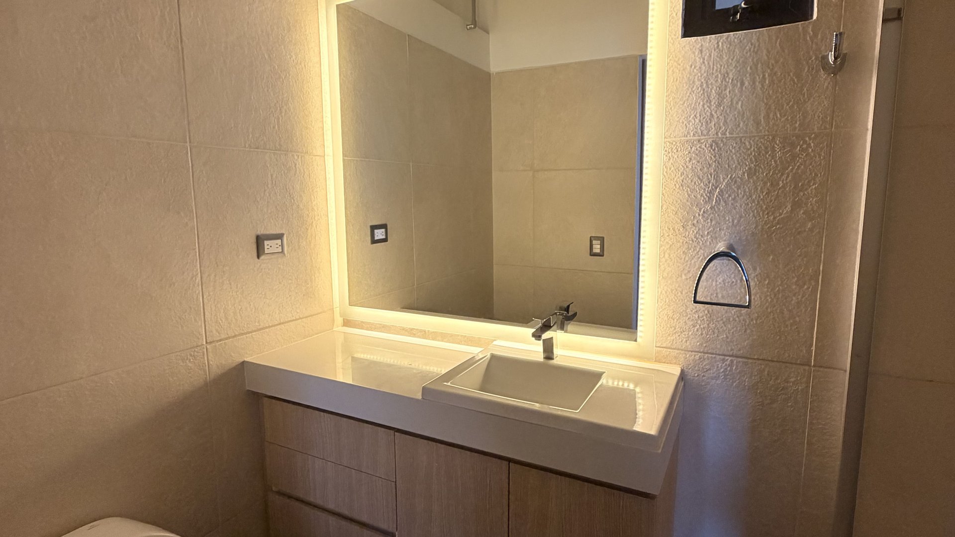 Apartamento en Alquiler Edificio Shift Cayalá, zona 16  - Miniatura 3