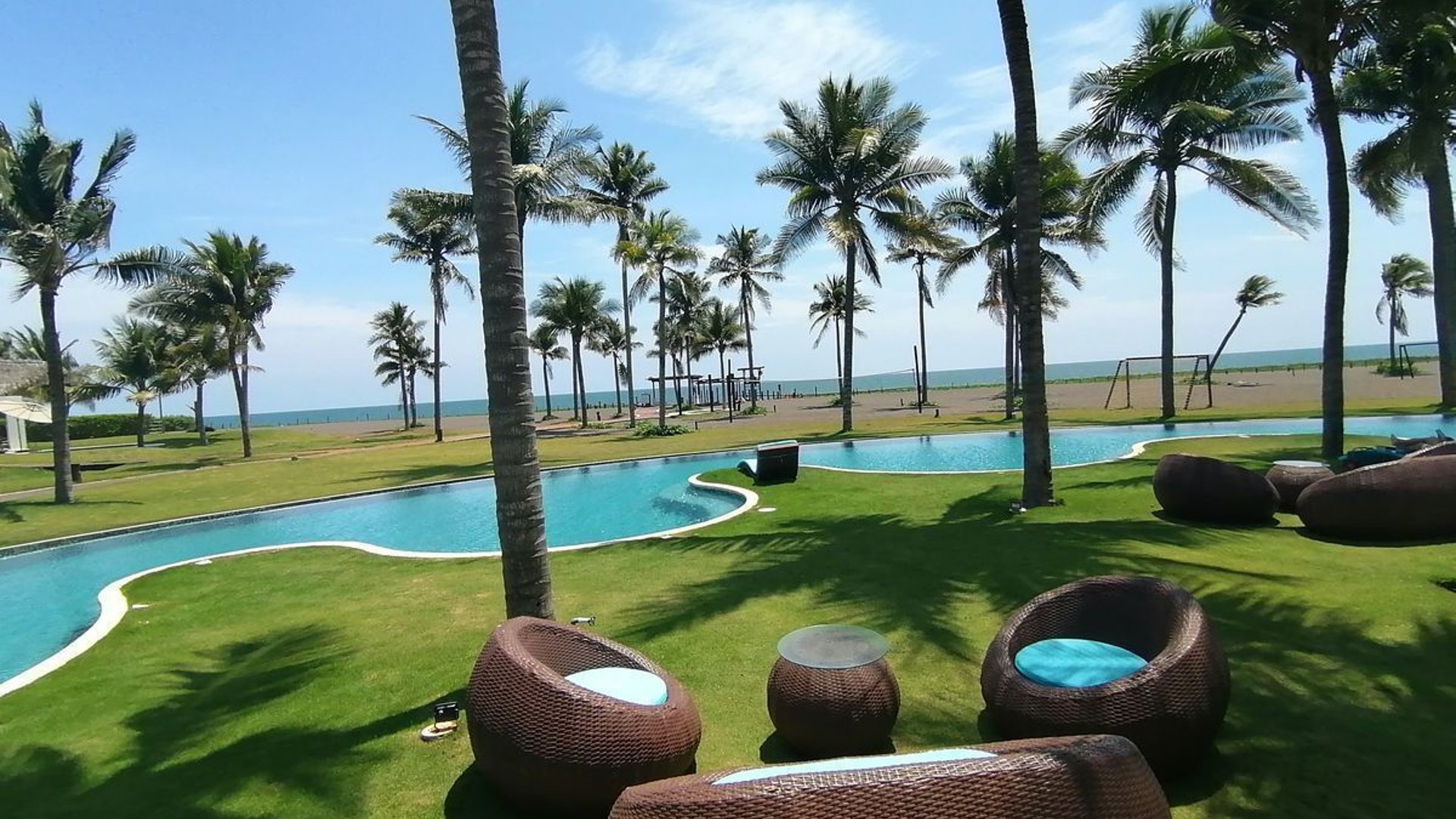 Terreno en VENTA en condominio en Monterrico
