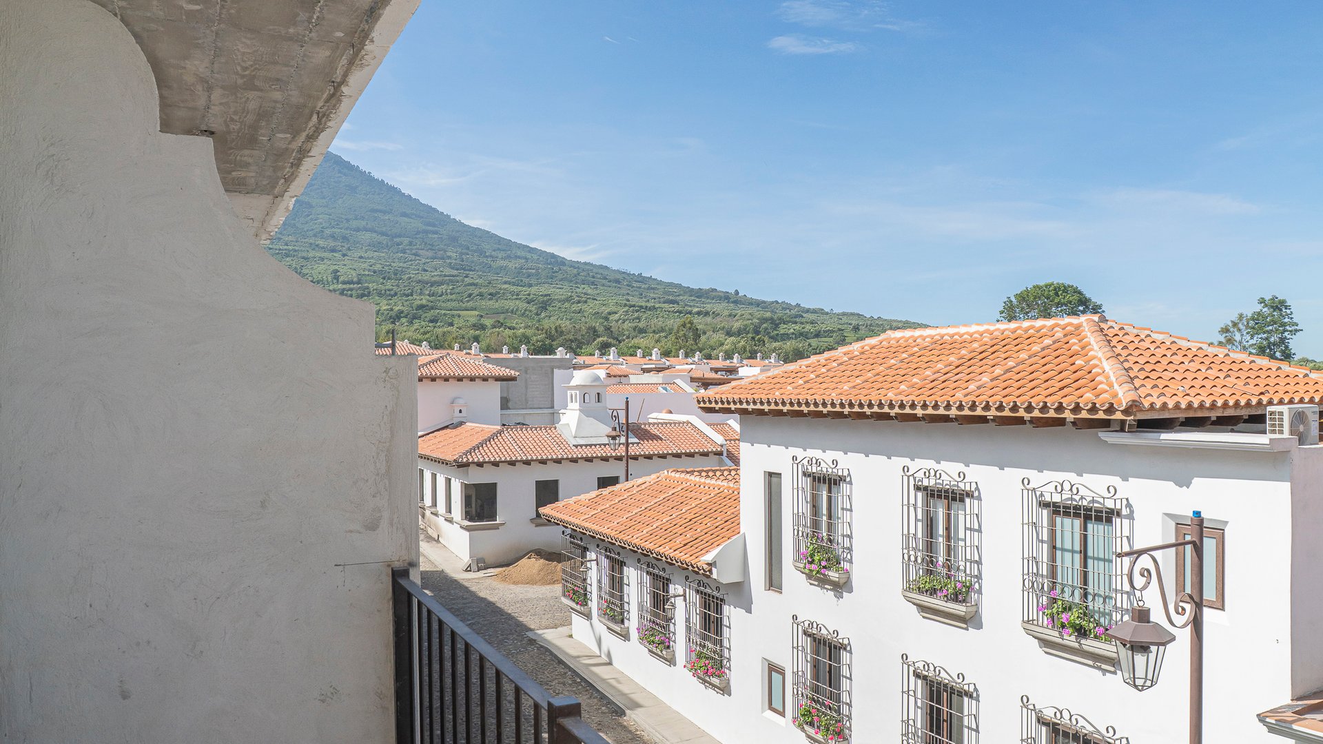 EXCLUSIVO APARTAMENTO EN LOS FRANCISCANOS ANTIGUA-PENTHOUSE - Miniatura 3