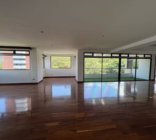 Apartamento en alquiler o venta Villa Fontana, zona 14