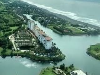 MARINA DEL SUR / Terreno en venta frente a la playa - Image 8