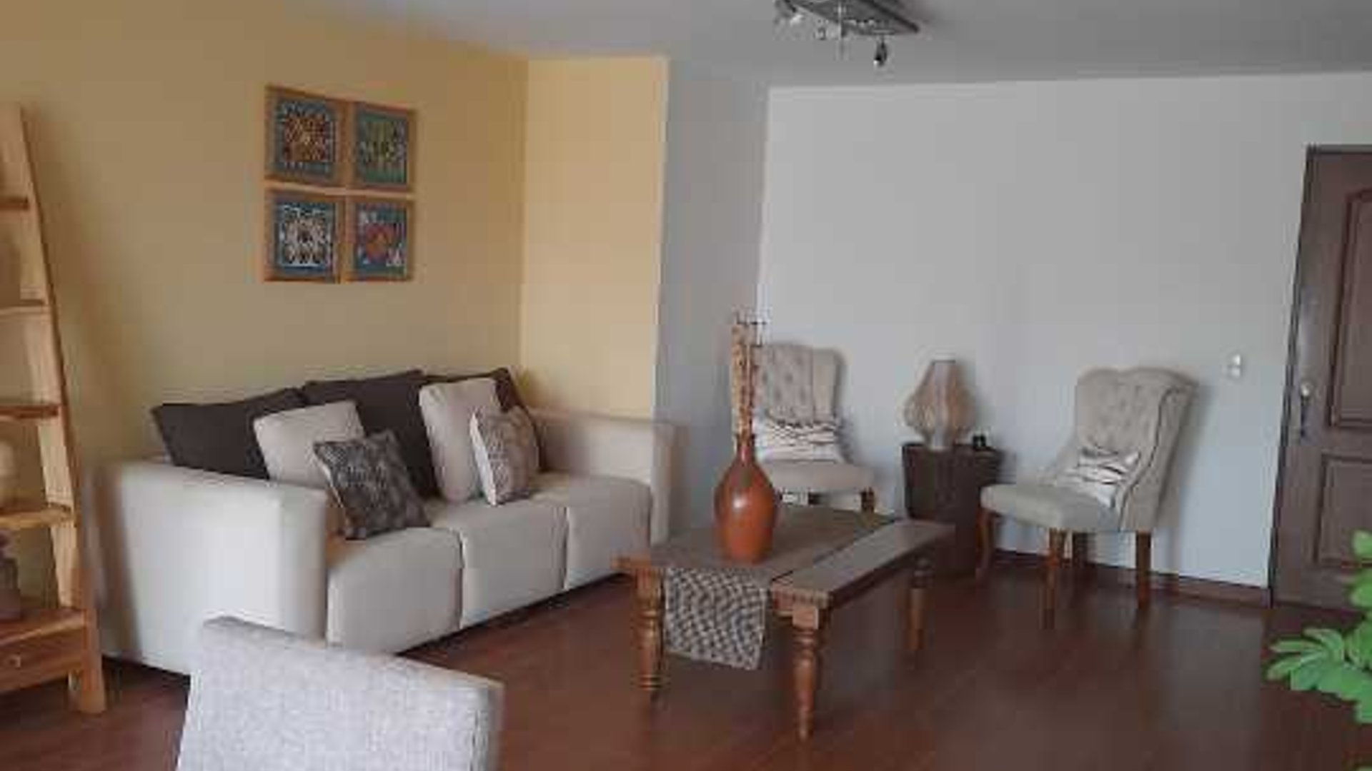 Rento amplio apartamento 3 habitaciones Vivaldi zona 14 - Image 1