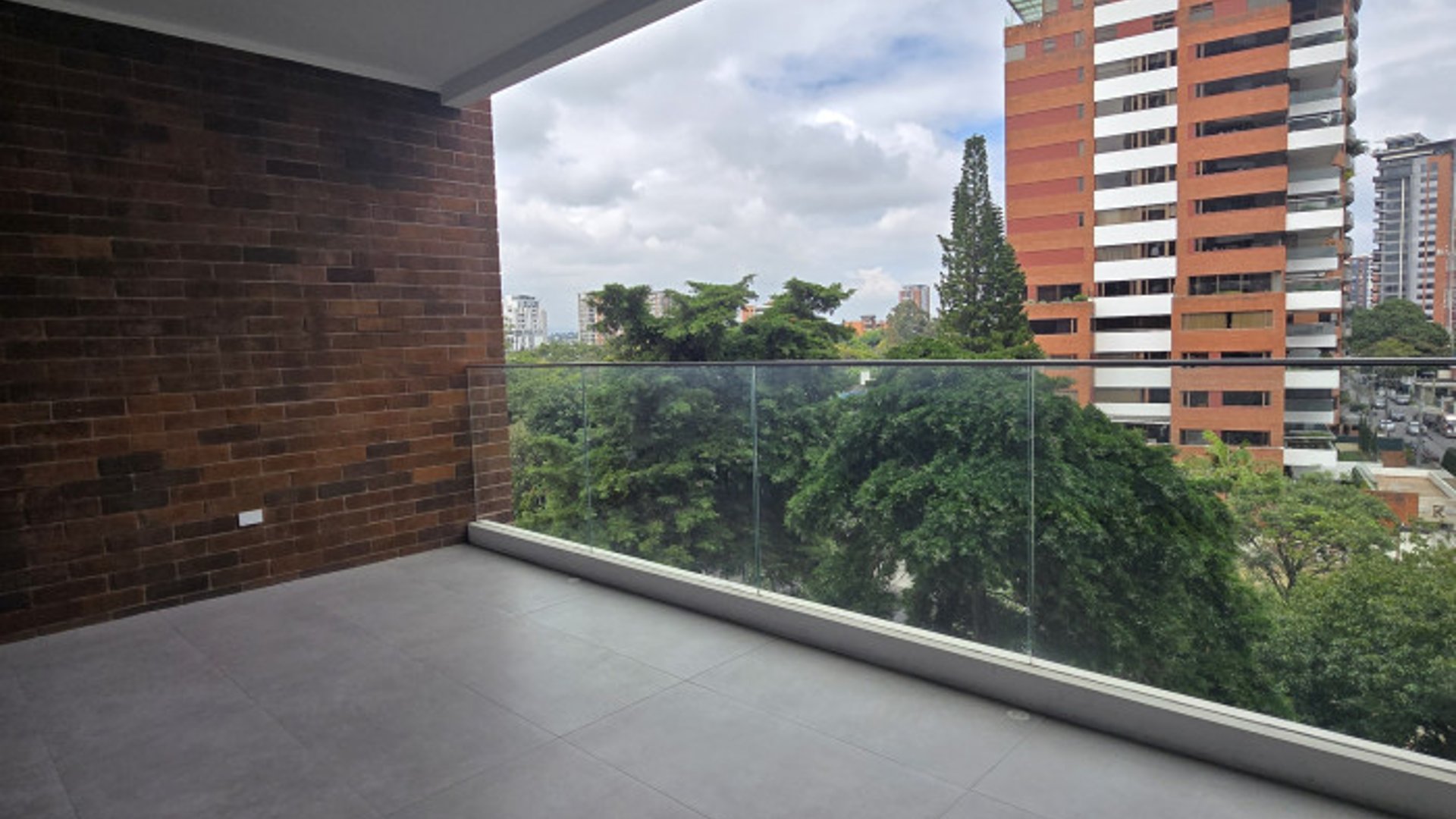 Apartamento en Z.14 en Venta o Alquiler - Miniatura 5