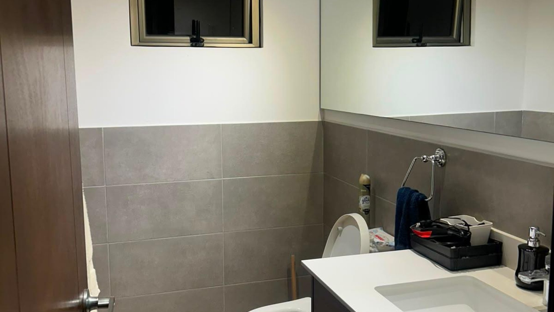 Apartamento en venta de 3 habitaciones en Zona 10 - Miniatura 3