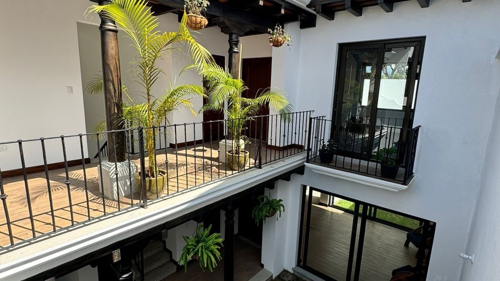 PRECIOSA CASA EN VENTA EN ANTIGUA - Miniatura 10