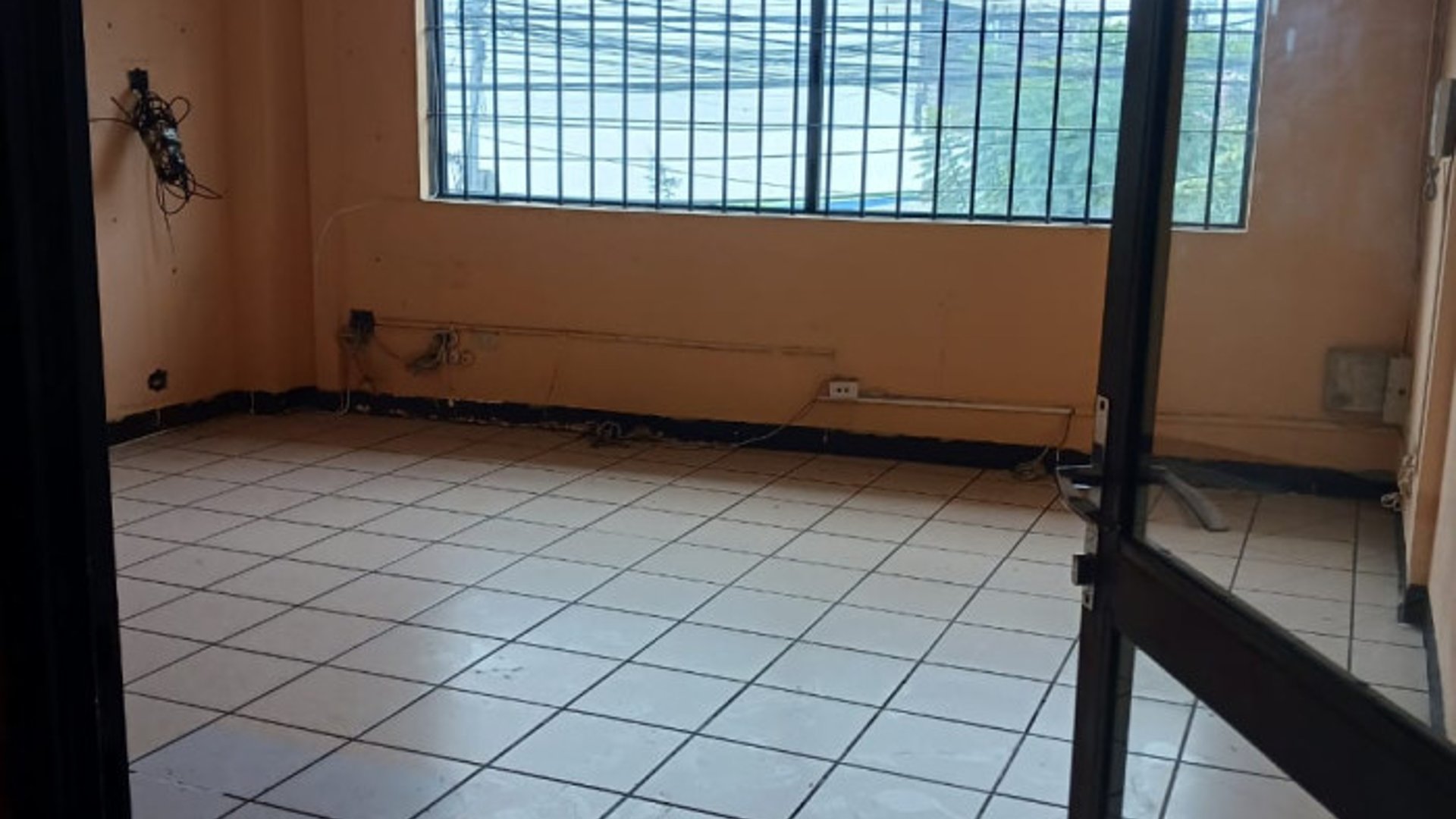 Edificio comercial en venta o renta en San Cristobal - Miniatura 9