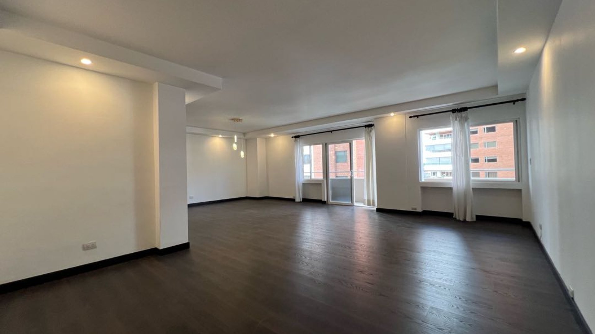 Venta apartamento 3 Dormitorios | Edificio Terranova Zona 14 (C)