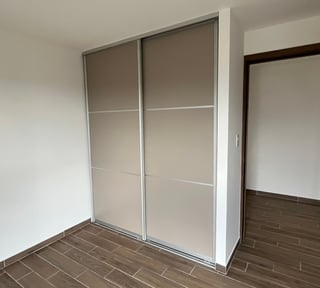 Luxurious 3 Bedroom Apartment for Sale in Zona 14, Guatemala City | 135m² | Parking | Walk-in Closet