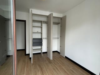 Apartamento en renta en Lirios de Cayalá - 4
