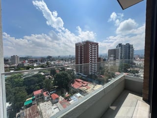 Venta de Apartamento en Parque 10 para inversión de 3 dormitorios  - 3