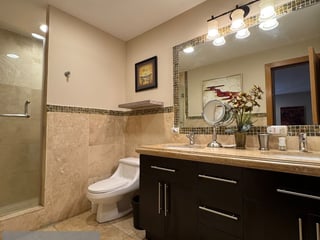 Edificio La Avenida / Apartamento Amueblado, zona 10 - Image 23