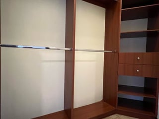 Venta de hermosa casa en Condominio – Colonia El Prado, Zona 10 - Image 11