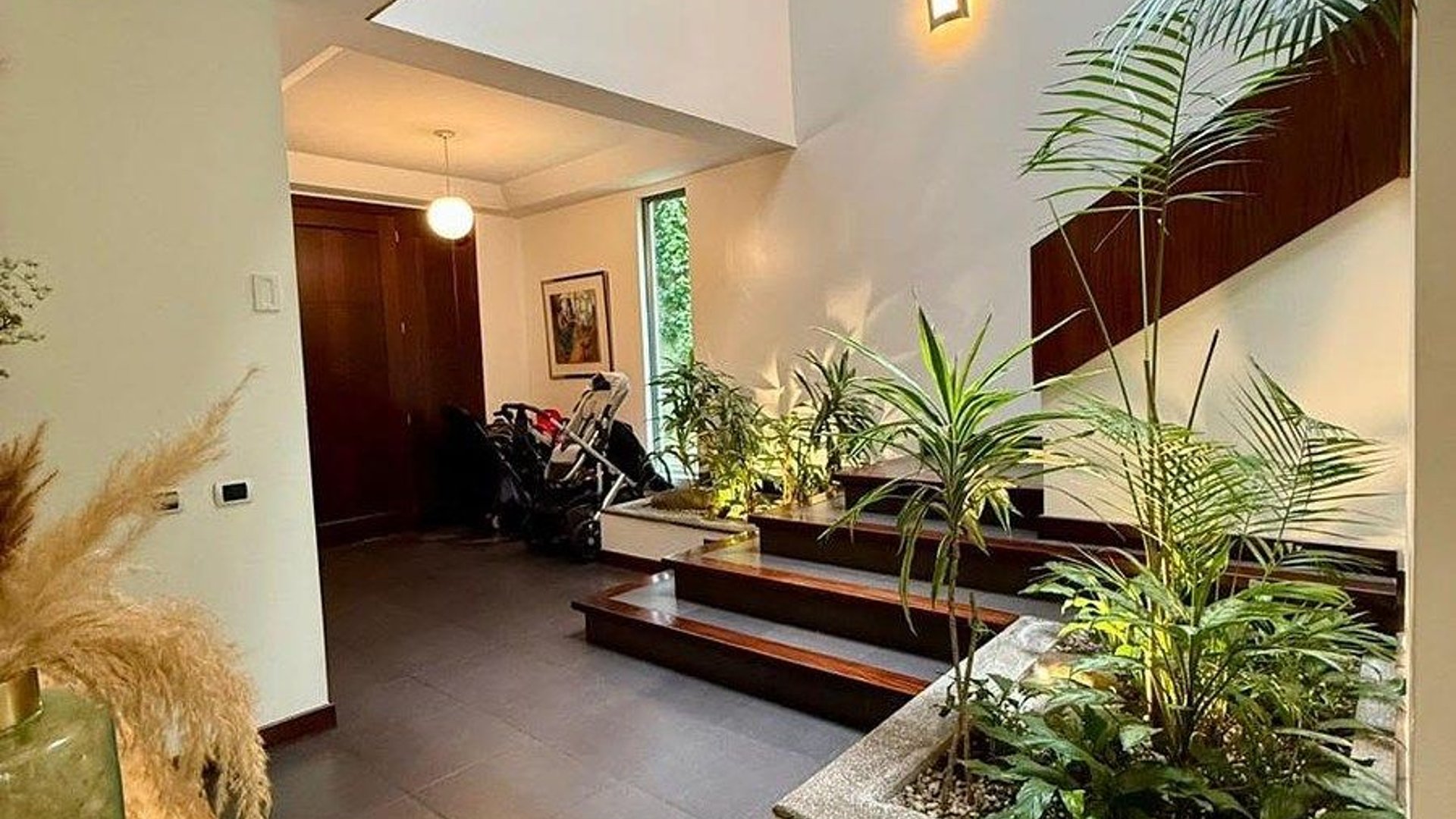 Casa en Renta – VH2, Zona 15 - Image 1