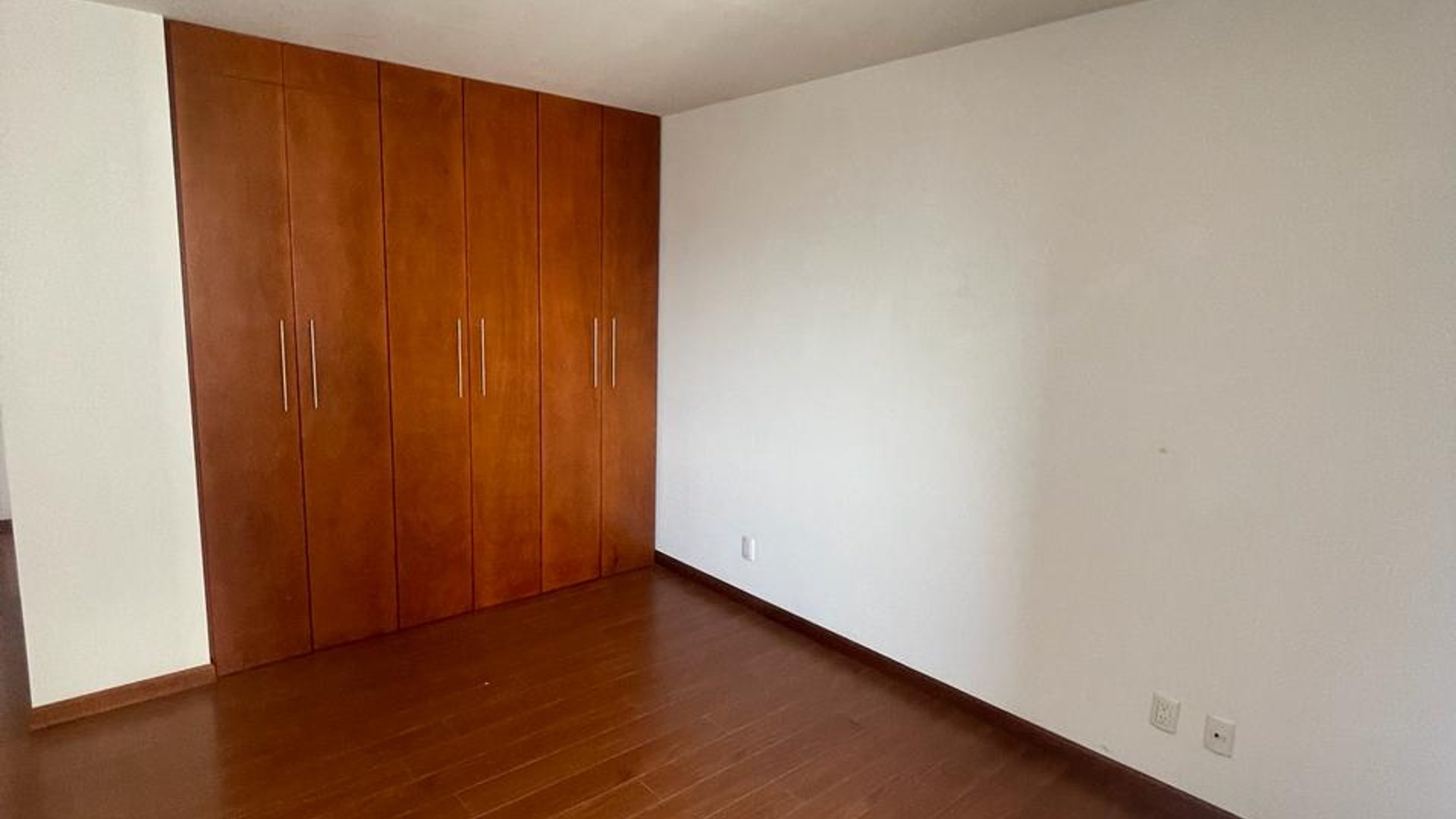 Apartamento en Alquiler Edificio Botticelli II, zona 15 VHII - Miniatura 7