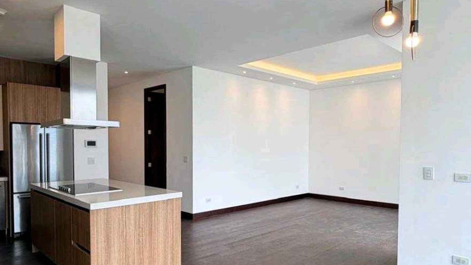APARTAMENTO EN ALQUILER/VENTA???? Edificio Echo, zona 14 - Miniatura 2
