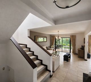 CASA EN VENTA EN ZONA 16 - PORTAL DE SAN ISIDRO