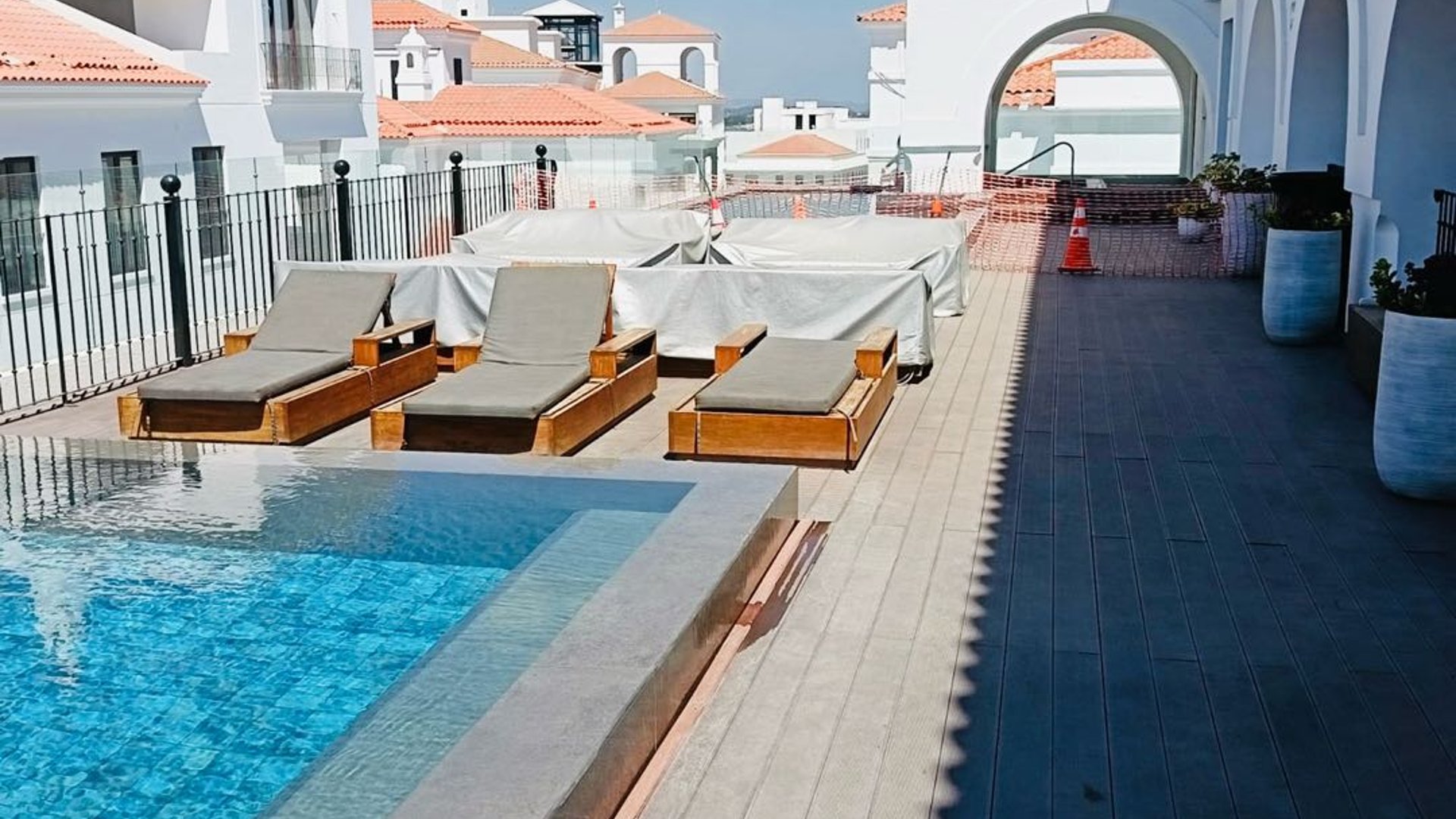 Apartamento Amueblado en Venta Lirios de Cayala Zona 16